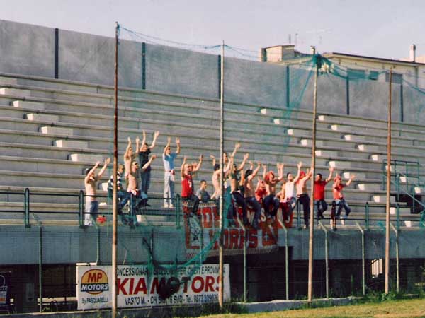 Pro Vasto-TE amichevole 2002/2003