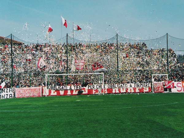 TE-Crotone 2002/2003