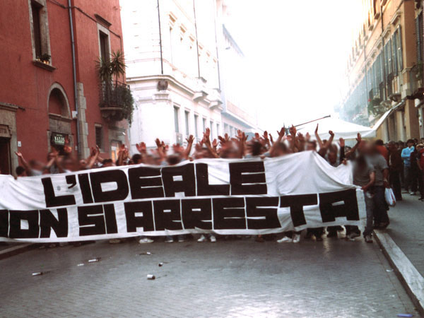 CONTRO IL DECRETO INCOSTITUZIONALE